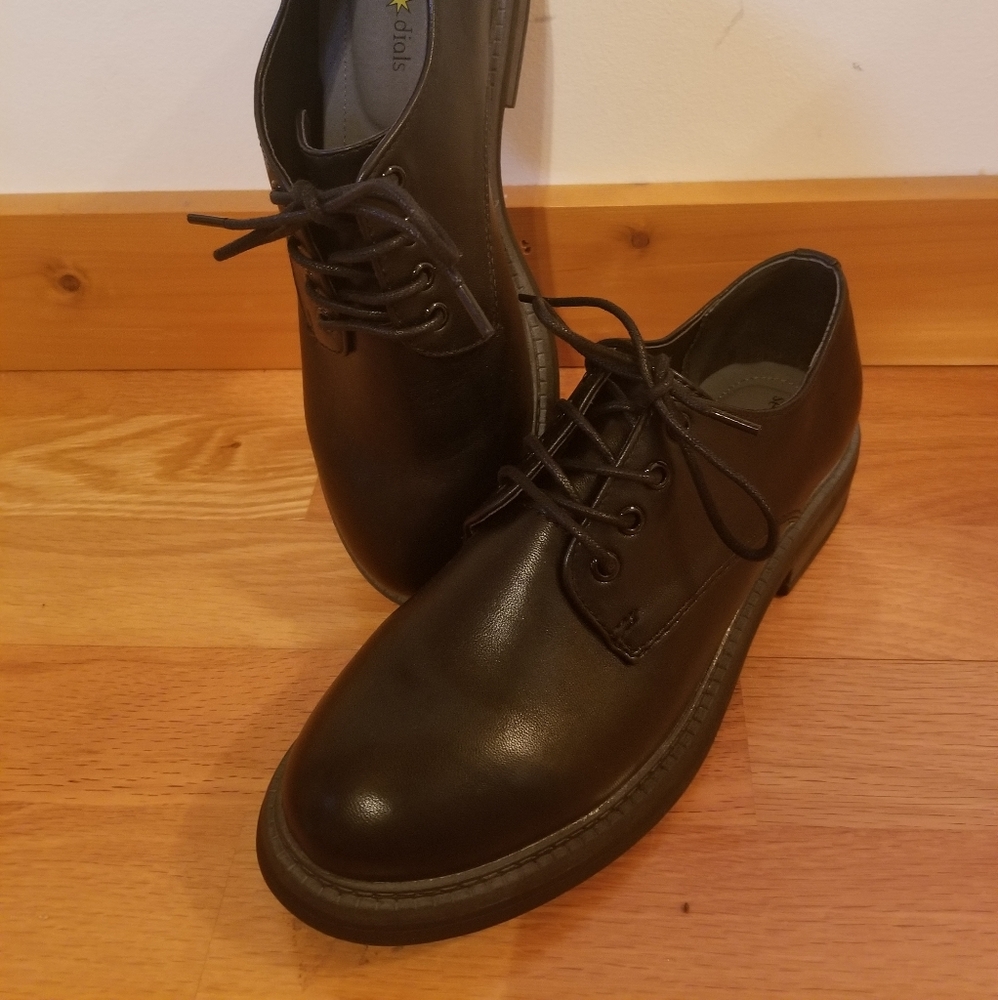Black Oxford Shoe